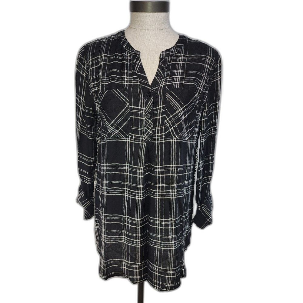 Tribal Women's button-up 100% viscose Shirt Size S